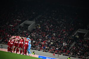 Ολυμπιακός – ΑΕΚ: Έντονες αποδοκιμασίες στο τέλος του ημιχρόνου!