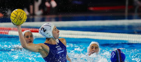 Εθνική πόλο γυναικών: «Βούλιαξε» την Ιταλία και προκρίθηκε στα ημιτελικά του Ευρωπαϊκού η Ελλάδα! (video)