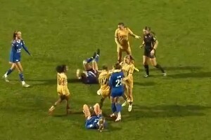 Αγγλία: Ενδεχόμενο βαριάς «καμπάνας» σε ποδοσφαιρίστρια για βίαιη συμπεριφορά