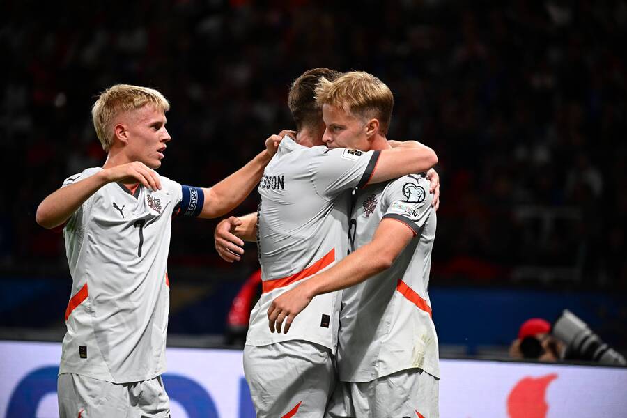 Στόχος η δεύτερη θέση