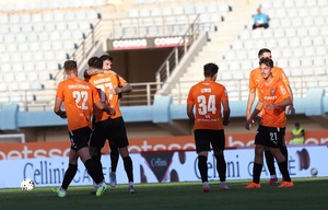 ΟΦΗ - Ηρακλής 3-1: Συνεχίζουν ακάθεκτοι στο Κύπελλο οι Κρητικοί, 3x3 με ανατροπή! (video)