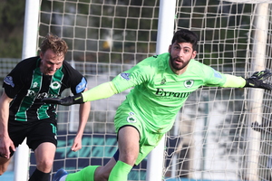 Μαρκό – Ολυμπιακός Β’: Απίθανο! Ο Θεοδωράκης έγινε… Τρούμπιν και «πάγωσε» τους Πειραιώτες στις καθυστερήσεις! (video)