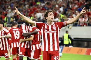 Ολυμπιακός - Παναθηναϊκός 1-0: Με ήρωα τον Ρέτσο, οι Πειραιώτες έσπασαν το σερί των «πράσινων» κι έβαλαν «φωτιά» στο πρωτάθλημα! (video)
