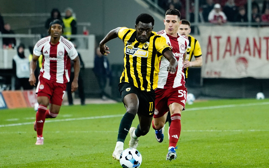 Κοϊτά: «Ζητώ συγγνώμη από τον κόσμο του Ολυμπιακού για τον πανηγυρισμό μου»