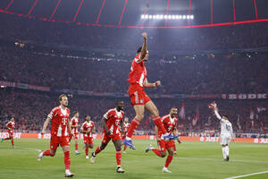 Μπάγερν Μονάχου - Ρεάλ Μαδρίτης 4-3: Επική πρόκριση για τους Βαυαρούς στα ημιτελικά μετά από απίστευτη ματσάρα (video)