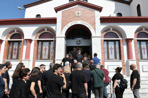 Παρασκευάς Άντζας: Θλίψη και οδύνη στο τελευταίο «αντίο»