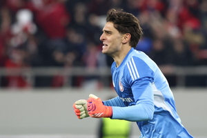 Τζολάκης: «Θα είναι πολύ δύσκολο το ματς με τον Άγιαξ, είμαστε τόσο κοντά και τόσο μακριά...» (video)