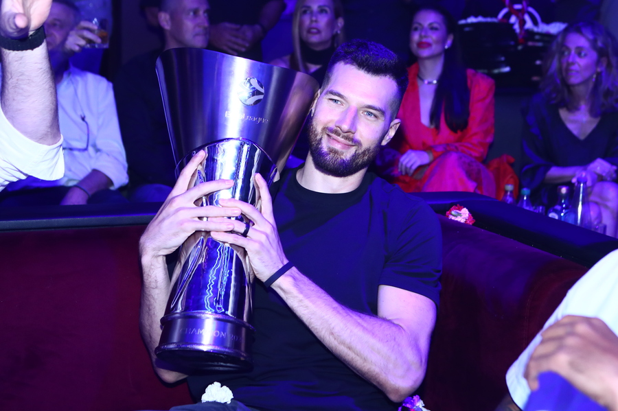 Ο Σταυρόπουλος... έδωσε τον Πίτερς!