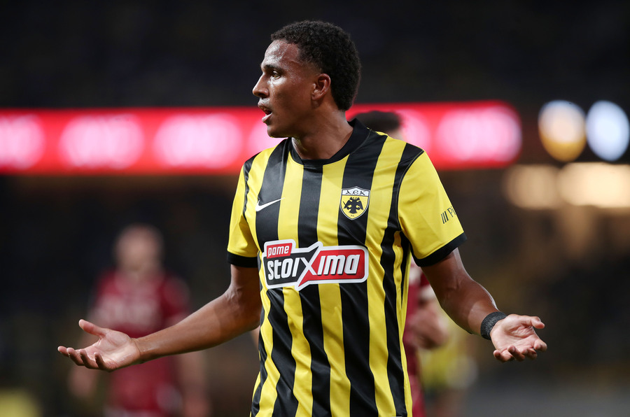 Ελίασον: Απών από τον αγώνα της Σουηδίας με το Κόσοβο, «δεν είναι στο 100%» λένε οι Σουηδοί