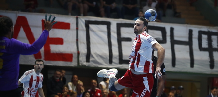 Ολυμπιακός - ΑΕΚ 36-30: Υπέταξαν την Ένωση κι έφτασαν μια «ανάσα» από το τρίτο σερί πρωτάθλημα οι «ερυθρόλευκοι»! (video)