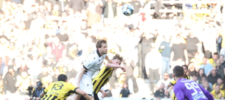 ΑΕΚ - ΠΑΟΚ: Το αυτογκόλ του Κεντζιόρα έβαλε «φωτιά» στο ντέρμπι! (video)