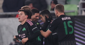 Φερεντσβάρος – Παναθηναϊκός 1-1: «Κλείδωσε» τα πλέι οφ αλλά «πέταξε» μεγάλη ευκαιρία για την οκτάδα το «τριφύλλι» (video)