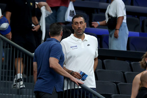 Ντικούδης «φωτογραφίζει» Παπαθεοδώρου: «Κοίτα στον γ@@ο καθρέφτη»