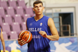 Ο Ντίνος Μήτογλου βρέθηκε θετικός σε έλεγχο ντόπινγκ και τέθηκε εκτός Αρμάνι Μιλάνο