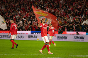 Κλειστή μάχη!