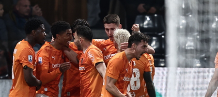 ΑΕΚ – ΟΦΗ 0-1: Οι Κρητικοί σόκαραν την Ένωση στη Νέα Φιλαδέλφεια και πανηγύρισαν τεράστια πρόκριση στα ημιτελικά του Κυπέλλου! (video)