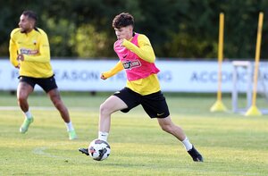 Ελλάς Σύρου: Ανακοίνωσε την απόκτηση του Κολιμάτση από την ΑΕΚ