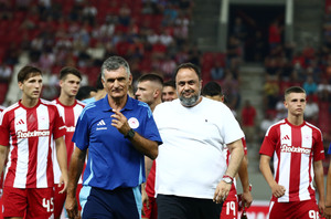 Ολυμπιακός: Συνάντηση Μαρινάκη-Μεντιλίμπαρ ενόψει playoffs και σύνθημα κατάκτησης του πρωταθλήματος!