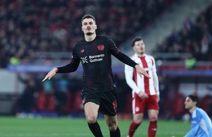 Κόντρα στο φαβορί