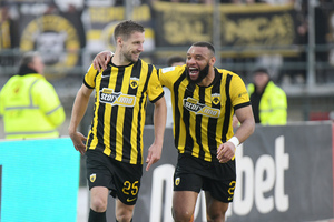 Πανσερραϊκός – ΑΕΚ 0-4: Έκανε το καθήκον της με εμφατικό τρόπο η Ένωση και… περιμένει (video)