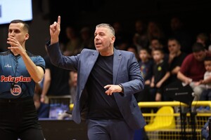 Τρομερό ξέσπασμα Παπαθεοδώρου: «Δεν σε φοβόμαστε ρε, είσαι μικρός»