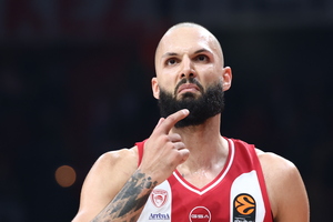 Ολυμπιακός: Κάλεσε σε ακρόαση τον Φουρνιέ για το επεισόδιο με τον Πανιώνιο η ΔΕΑΒ