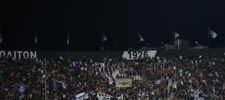 Σκληρή ανακοίνωση κατά Σαββίδη από οργανωμένους του ΠΑΟΚ: «Έχει κλείσει ο κύκλος σου, οι ομάδες δε διοικούνται εξ αποστάσεως»