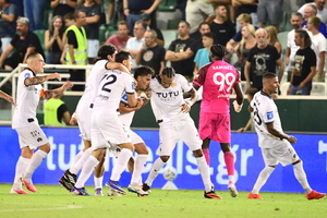 Κηφισιά - ΑΕΚ 1-1: Ο Μπένι σόκαρε την Ένωση στην εκπνοή και οι πρωταθλητές υπέστησαν την πρώτη τους απώλεια βαθμών! (video)