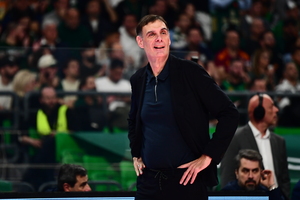 Μπαρτζώκας: «Είδατε τι χαμός έγινε μετά από ένα αδιάφορο ντέρμπι, ελπίζω αυτό να πέρασε...»