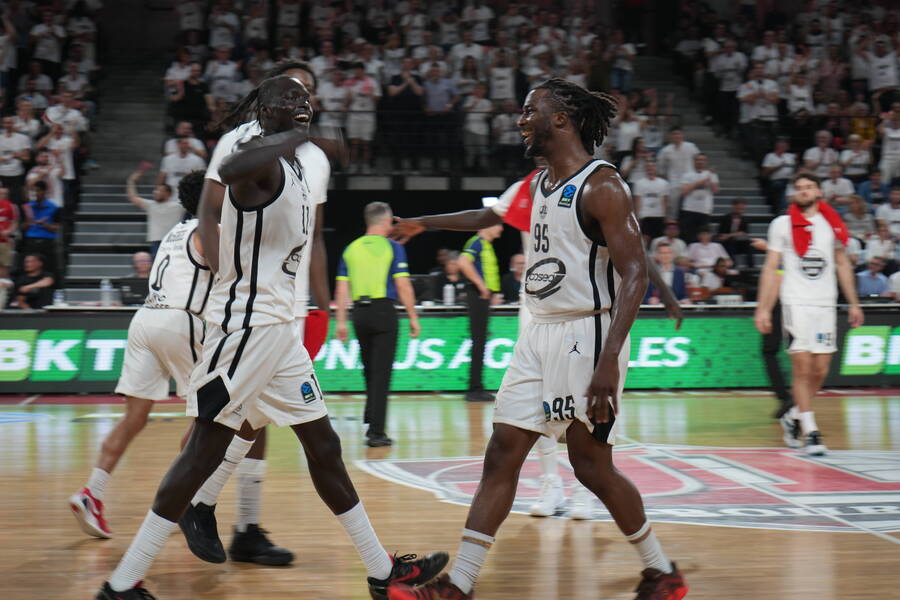 Μπουργκ - Τουρκ Τέλεκομ 94-75: Γκατς για... τελικό!