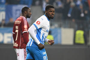 Ολυμπιακός: «Ενδιαφέρον Ολυμπιακού για Ενσίμπα», σύμφωνα με δημοσιεύματα από την Αφρική