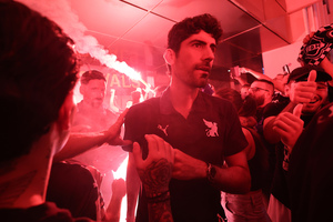 Νέα «αποθέωση» για τα… τα κοπέλια του ΟΦΗ – Στα ουράνια οι οπαδοί μετά το διπλό με Ολυμπιακό (0-1)