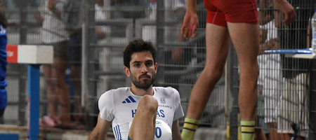 Ο «χρυσός» Τεντόγλου έκανε παράπονα για το σκάμμα στο Πανθεσσαλικό και ο Μπέος τα... έριξε στον ΣΕΓΑΣ