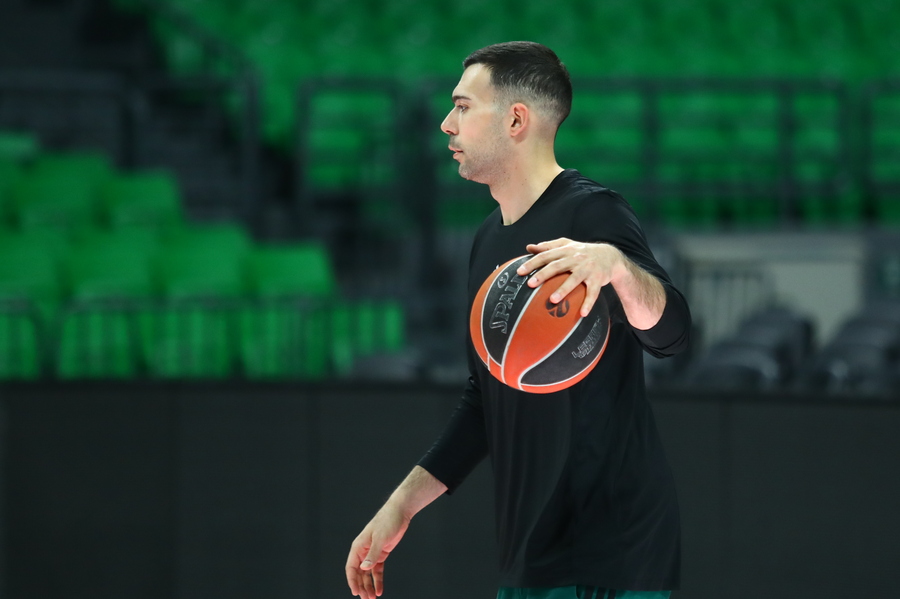 Παναθηναϊκός: Έκανε την επέμβαση στο γόνατο ο Σλούκας, επιστρέφει σε τρεις εβδομάδες