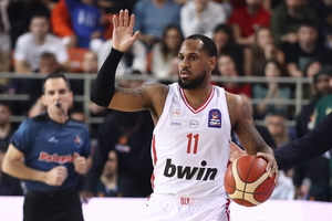 Μόρις: «Θα είναι δύσκολο χωρίς Βεζένκοβ-Μιλουτίνοβ, όμως διαθέτουμε το πληρέστερο ρόστερ στην Ευρωλίγκα»