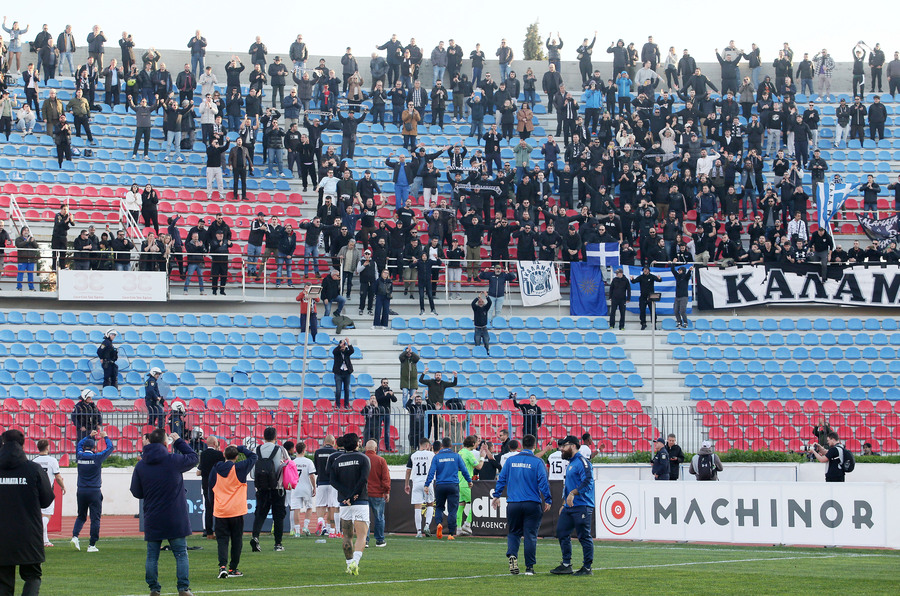 Χωρίς τον κόσμο της η Καλαμάτα στην Ηλιούπολη - Απαγόρευση της Αστυνομίας