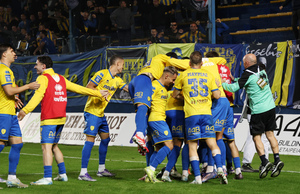 Παναιτωλικός – ΟΦΗ 4-2: Απίθανη νίκη για τους Αγρινιώτες σε ένα «θεότρελο» ματς στο ντεμπούτο του Αναστασίου! (video)