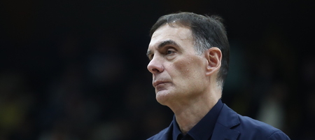 Περιστέρι - Ολυμπιακός: Επεισόδιο με Μπαρτζώκα και οπαδούς