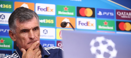 Μεντιλίμπαρ: «Θα πρέπει να ανησυχεί η Αϊντχόφεν, δεν θα αλλάξουμε στυλ παιχνιδιού»