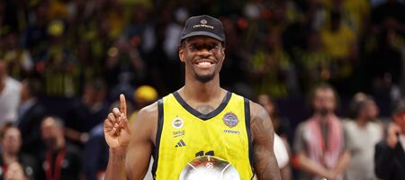 Ανακοίνωση-βόμβα από τον Γιαννακόπουλο: «Ο Χέιζ-Ντέιβις είναι παίκτης του Παναθηναϊκού»