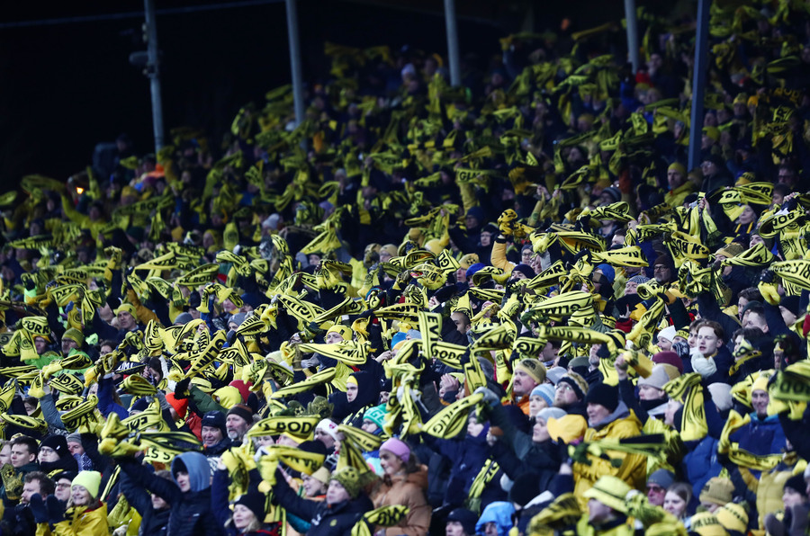 Ψάχνουν την πρώτη νίκη