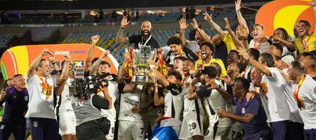 Στο «θρόνο» της Βραζιλίας η Κορίνθιανς με...  υπογραφή Ντεπάι (video)