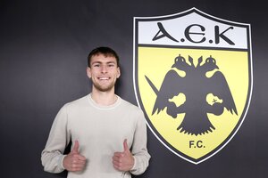 Γκεοργκίεφ: «Να κερδίσω τίτλους με την ΑΕΚ» (video)