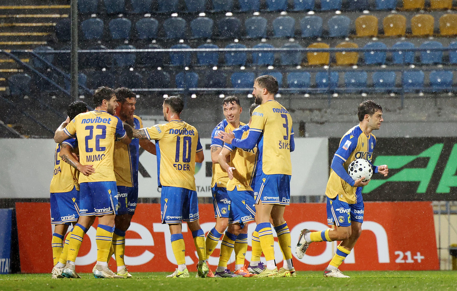 Αστέρας AKTOR - Ηλιούπολη 5-0: Παράσταση για έναν ρόλο