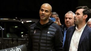 Βιλερμπάν: Κάνει περικοπές στον… εαυτό του ο Πάρκερ