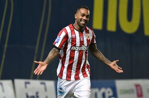 Super League: Ευκαιρίες με ενισχυμένες* αποδόσεις σε Λάρισα, Σέρρες και Τρίπολη