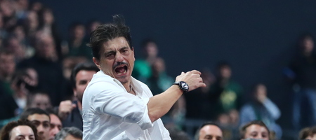 Γιαννακόπουλος για τις βολές του Ολυμπιακού με τη Βαλένθια: «Όχι, δεν είναι τρολ»