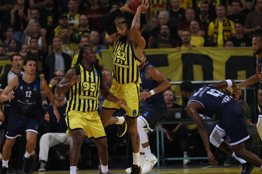 Άρης - Ντερτόνα 88-68: Με άμυνα που τσακίζει και επίθεση που σκοτώνει