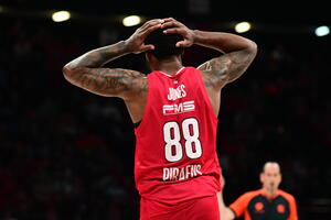 Προσφυγή στο ΑΣΕΑΔ από τον Ολυμπιακό για Παναθηναϊκό και Τζόουνς