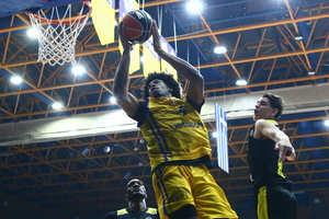 Περιστέρι - Μαρούσι 83-81: Πήρε το θρίλερ, διατηρήθηκε στα ψηλά πατώματα